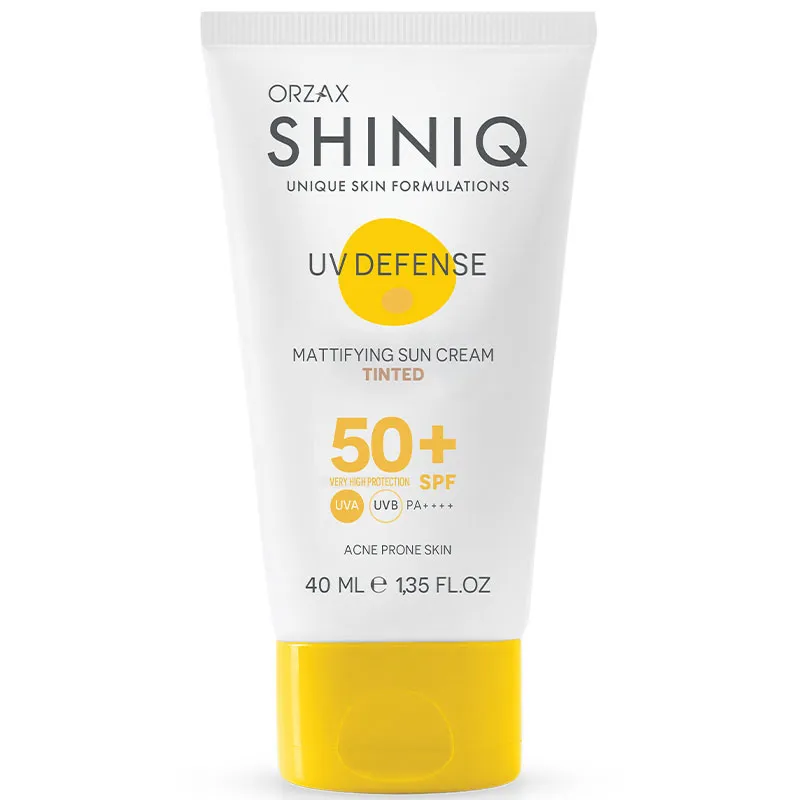 Shiniq UV Defense Matlaştırıcı Renkli Güneş Koruyucu SPF50 + 40 ml